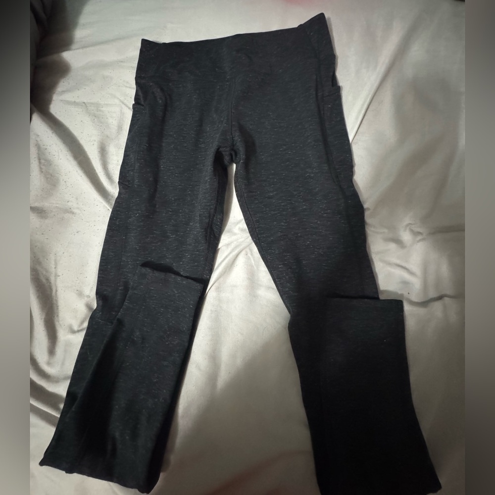 blue leggings with pockets